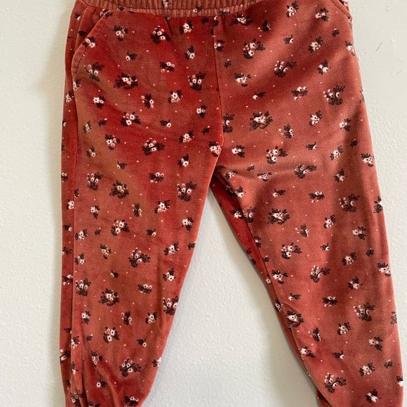 Two girl’s sets for the cold size 4 t - Picture 15 of 15